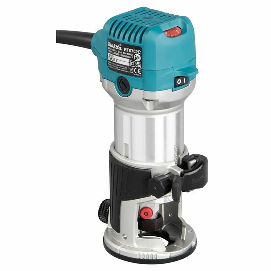 Freesmachine Makita RT0702C 5