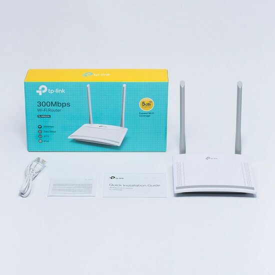 Router TP-Link TL-WR820N 2