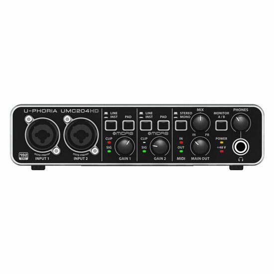 Audio interface Behringer UMC204HD 1