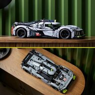 Playset Lego Technic 42156 Peugeot 9x8 24h Le Mans Hybrid Hypercar 4